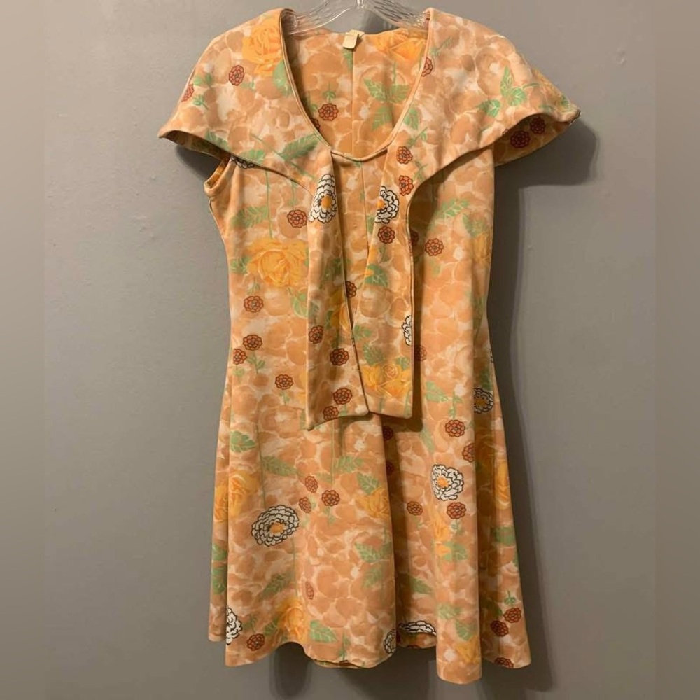 Floral Dress with Tie Neck